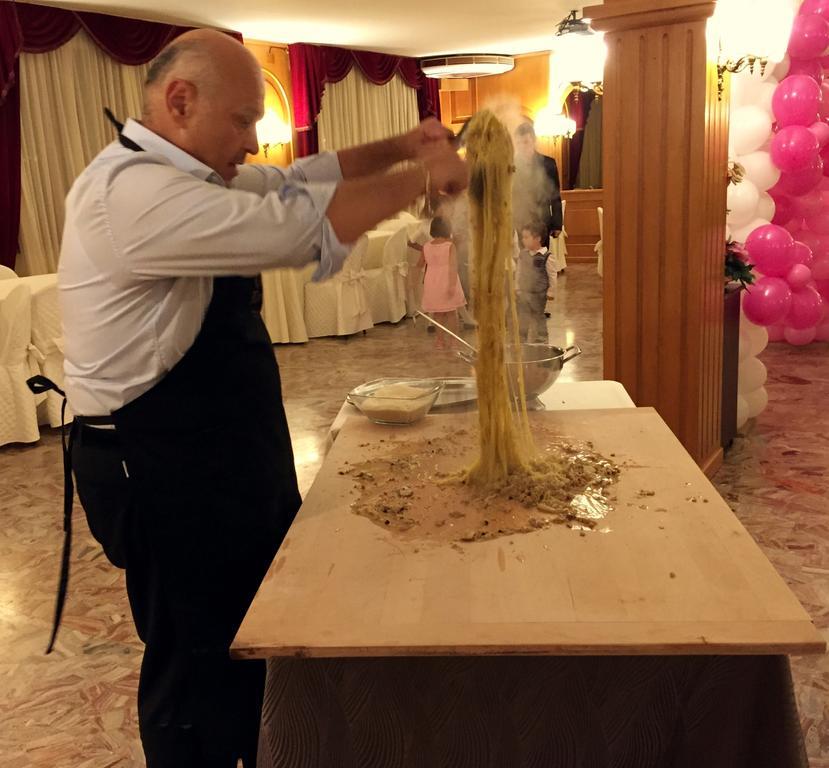 Oscar E Amorina Montegiorgio Exteriör bild